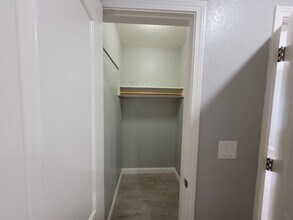 569 Smalley Ave in Hayward, CA - Building Photo - Building Photo