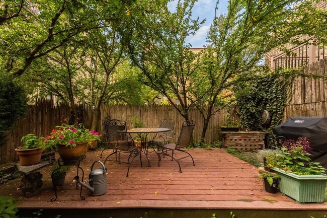 property at 116 Morris St