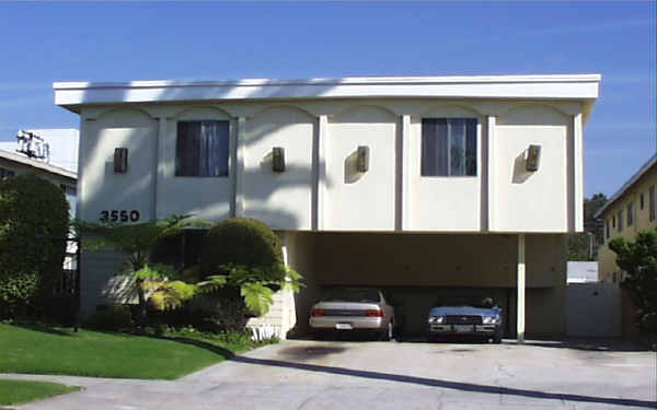 3550 Mentone Ave in Los Angeles, CA - Building Photo - Building Photo