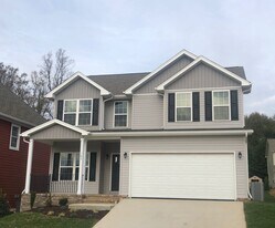185 Ridge Pointe Dr in Johnson City, TN - Building Photo