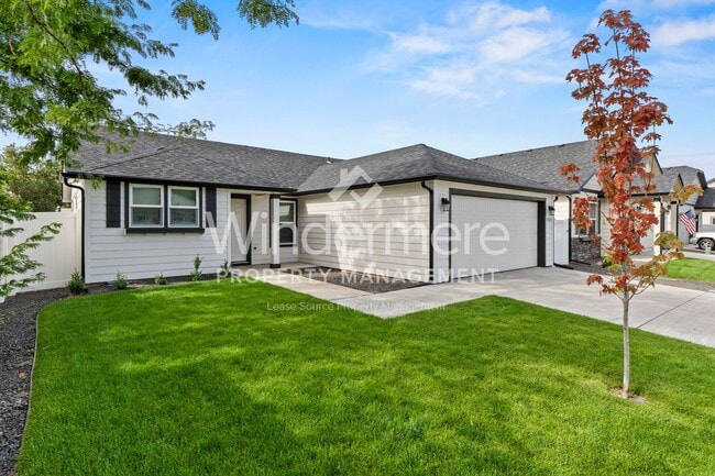 property at 13214 E Wabash Ln