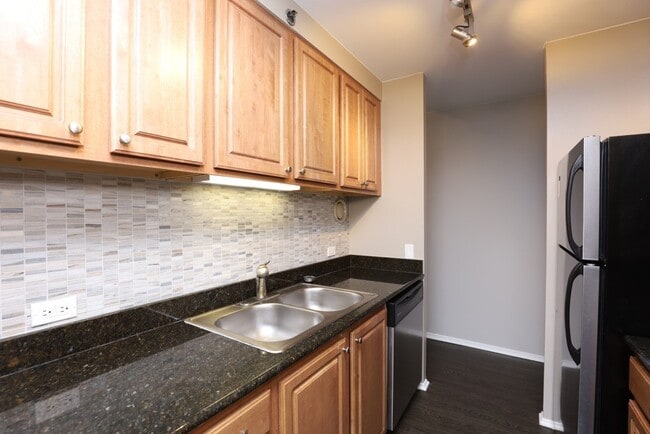 4334 N Hazel St in Chicago, IL - Building Photo - Building Photo