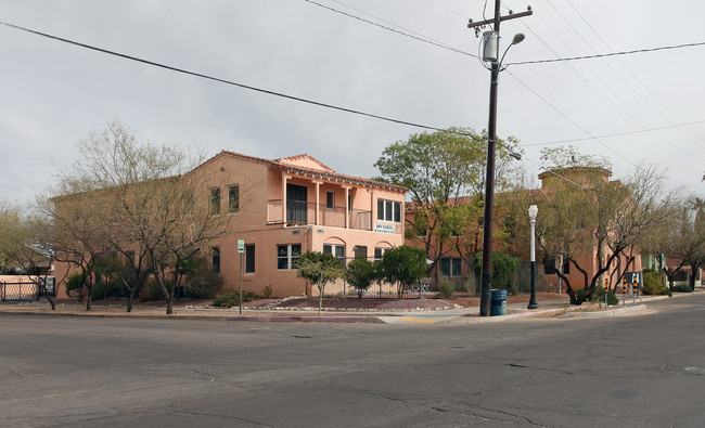 Don Martin Apartments in Tucson, AZ - Building Photo - Building Photo