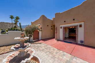 54355 Eisenhower Dr in La Quinta, CA - Building Photo - Building Photo
