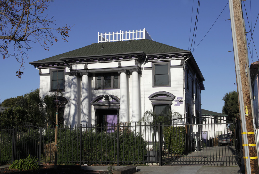 1747-1753 28th Ave in Oakland, CA - Building Photo