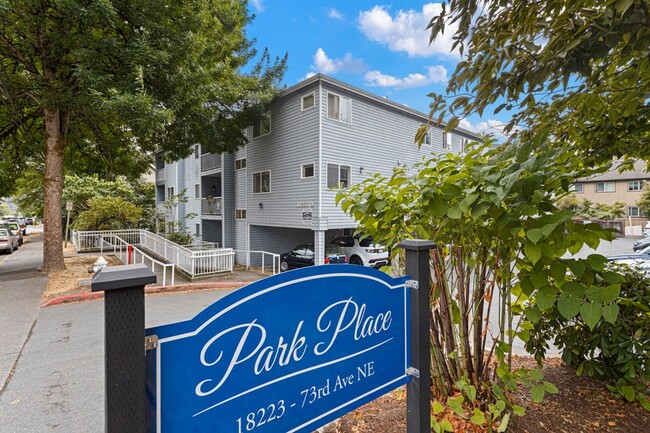 Park Place Apartments in Kenmore, WA - Building Photo - Building Photo