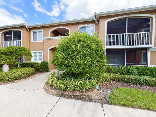 1820 Florida Club Cir