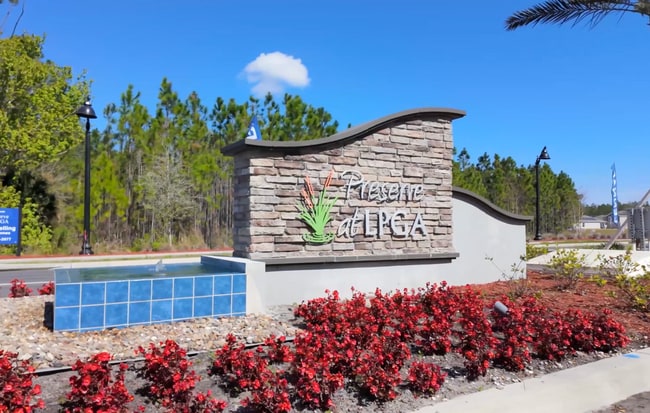 property at 5110 Magnolia Palm Dr