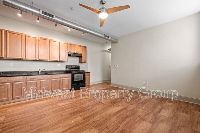 property at 4244 Chouteau Ave