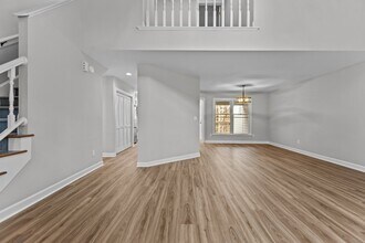 5500 Fortunes Ridge Dr in Durham, NC - Building Photo - Building Photo
