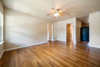 4805 Evans Ave-Unit -A in Austin, TX - Building Photo - Building Photo