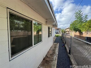 2326 Rose St in Honolulu, HI - Building Photo - Building Photo
