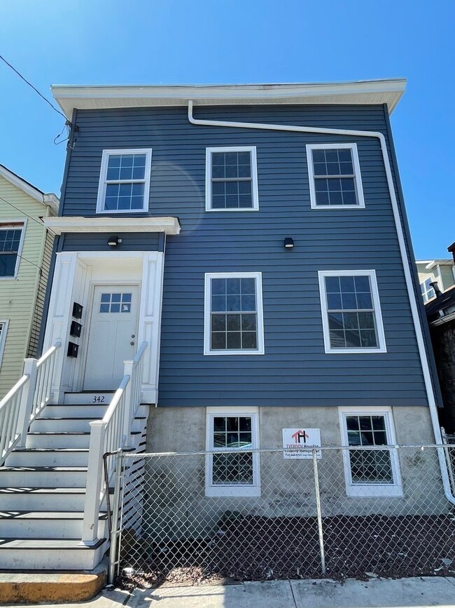 property at 342 Townsend St
