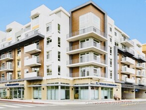 168 S Monterey St in Alhambra, CA - Building Photo - Building Photo