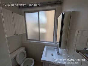 1226 Broadway in San Francisco, CA - Building Photo - Building Photo