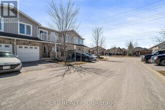 75 Prince William Way in Barrie, ON - Building Photo - Building Photo