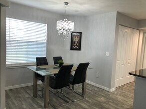 7220 Westpointe Blvd, Unit 1423 in Orlando, FL - Foto de edificio - Building Photo