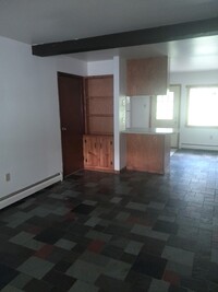 113 Raylinsky Rd, Unit Apt B photo'