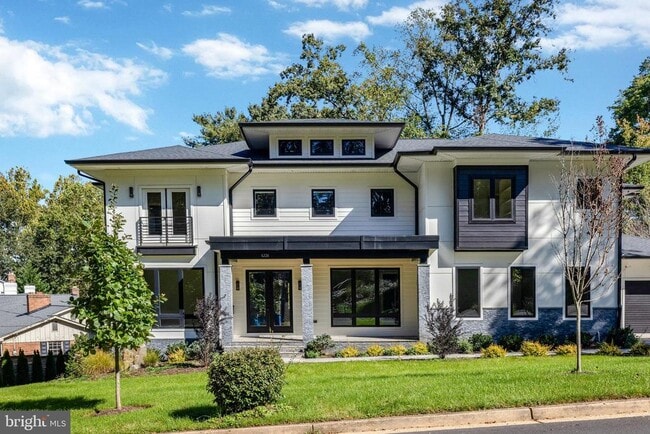 property at 6226 Kellogg Dr