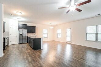 4310 Drifter Dr in Charlotte, NC - Foto de edificio - Building Photo