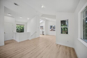 406 Wellesley Ct in Mill Valley, CA - Building Photo - Building Photo