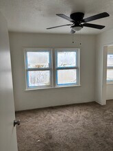 326 Arvin St in Bakersfield, CA - Building Photo - Building Photo