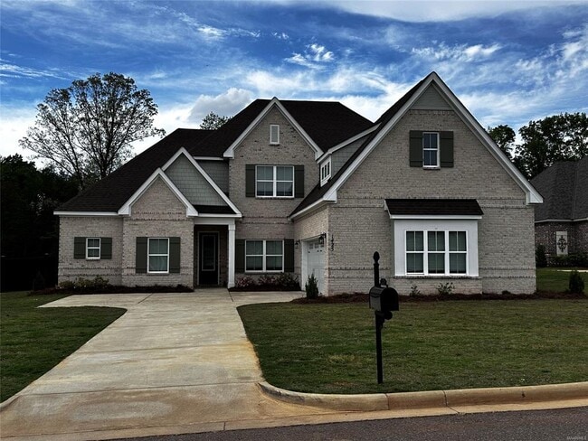 property at 1425 Charleston Dr