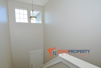 1752 Winford Dr in Riverton, UT - Building Photo - Building Photo