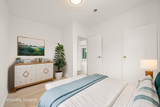 1225 1/2 S Longwood Ave in Los Angeles, CA - Building Photo - Building Photo
