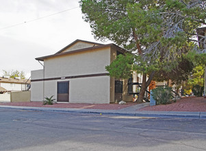 3420 Mercury St in North Las Vegas, NV - Building Photo - Building Photo