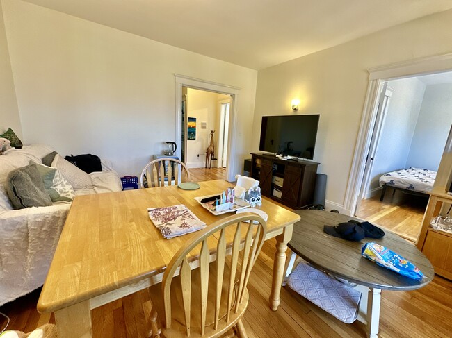 335 S Huntington Ave, Unit 10 in Boston, MA - Building Photo - Building Photo