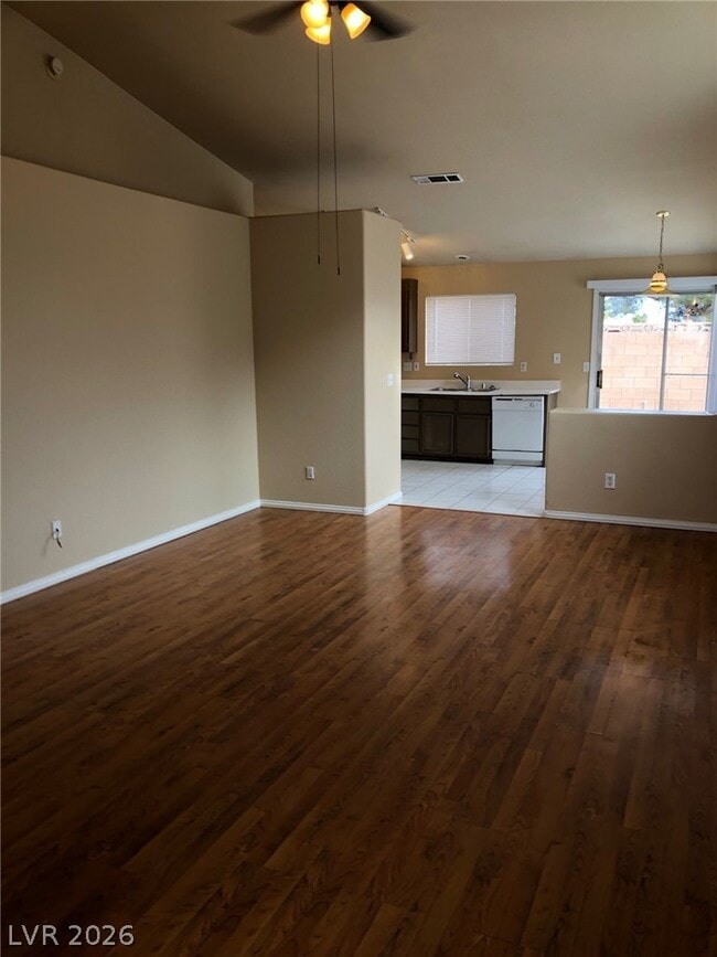 1728 Windchime Dr in Las Vegas, NV - Building Photo - Building Photo