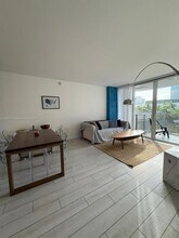 2155 Washington Ct in Miami Beach, FL - Building Photo - Building Photo