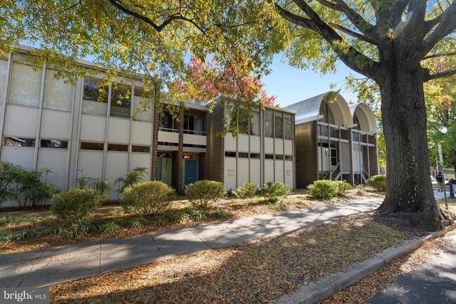 property at 1378 4th St SW