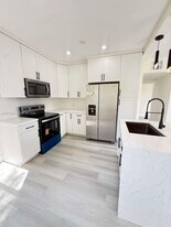 3515 NW 213th St in Miami Gardens, FL - Building Photo