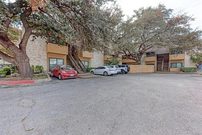 property at 2714 Nueces St