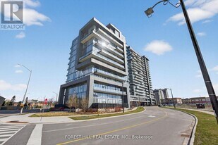 10 Gatineau Dr in Vaughan, ON - Building Photo