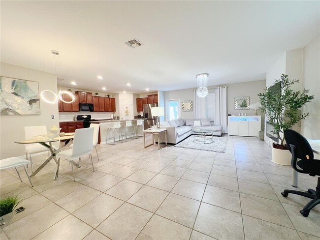 4105 Wild Senna Blvd in Tampa, FL - Building Photo - Building Photo