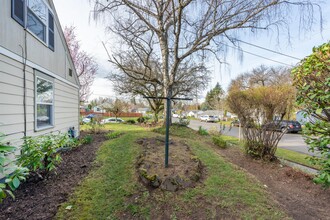 11428 70th Pl S in Seattle, WA - Foto de edificio - Building Photo