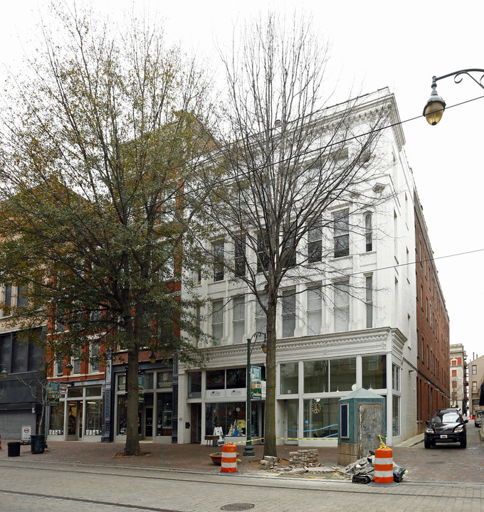 Main Street Flats in Memphis, TN - Foto de edificio