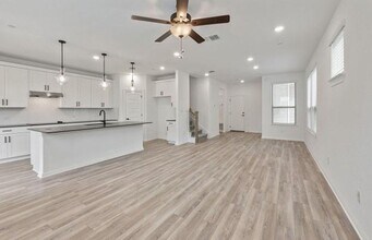 2725 Woodall Dr in Cedar Park, TX - Building Photo - Building Photo