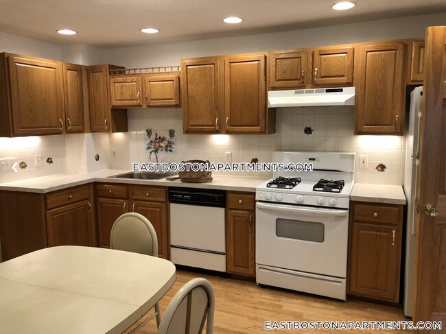 property at 305 Chelsea St