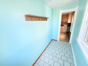 37 S Main St-Unit -2 in Gardner, MA - Building Photo - Building Photo