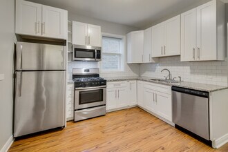 5039 W Cullom Ave in Chicago, IL - Building Photo - Building Photo