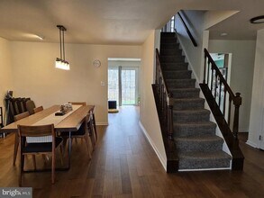 262 Tulip Tree Ct in Blue Bell, PA - Building Photo - Building Photo