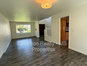 7998 Rusty Rd in Reno, NV - Building Photo - Building Photo