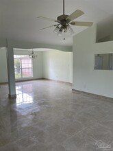 10 Arapaho Dr in Pensacola, FL - Building Photo - Building Photo