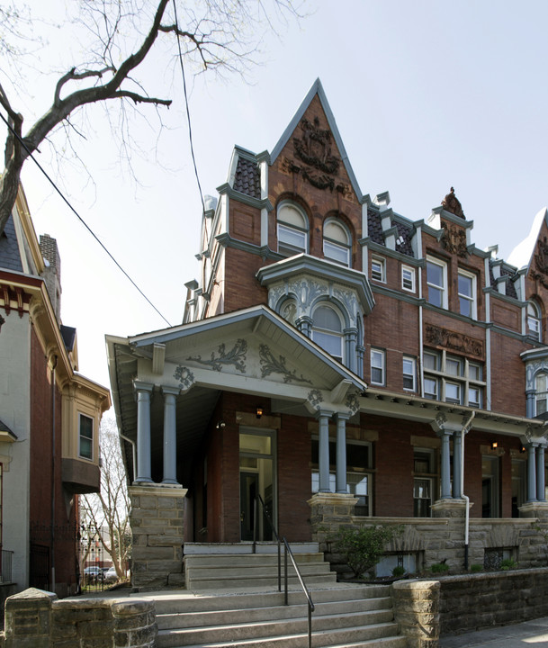 3420 Powelton Ave in Philadelphia, PA - Foto de edificio