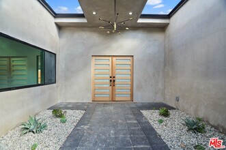 6236 Sale Ave in Los Angeles, CA - Building Photo - Building Photo