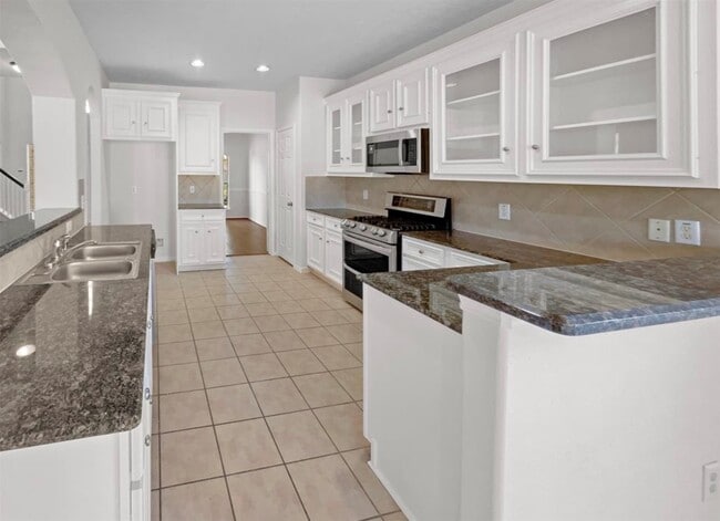 property at 622 Manchester Trail Dr